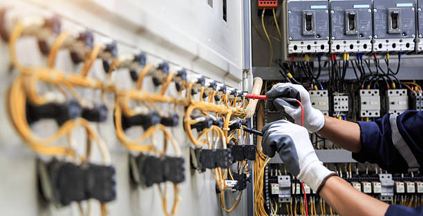 Professional Electrician technician working in Big Spring, TX